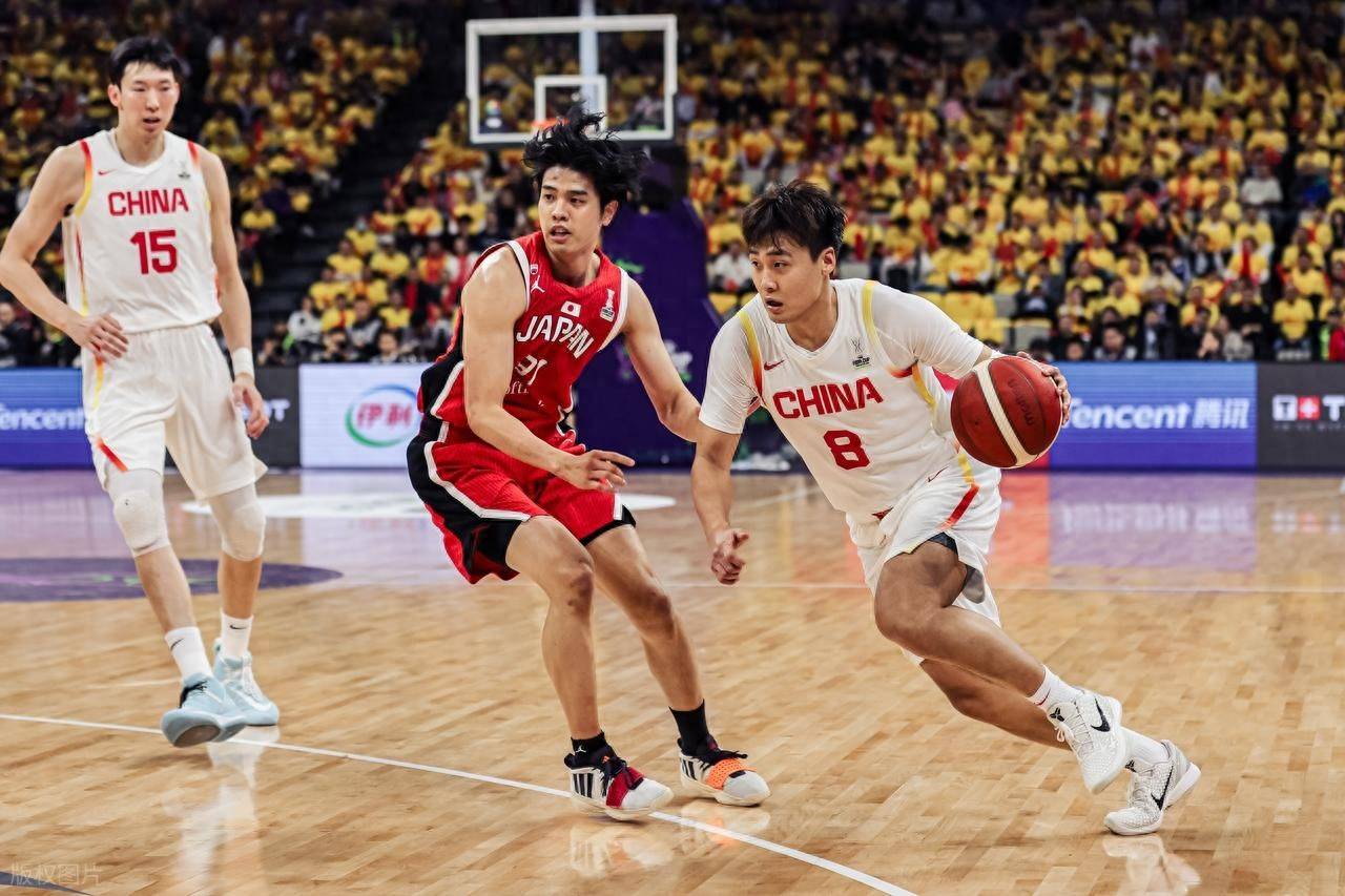 开云体育-亚洲杯篮球赛落幕，东道主惊险取胜