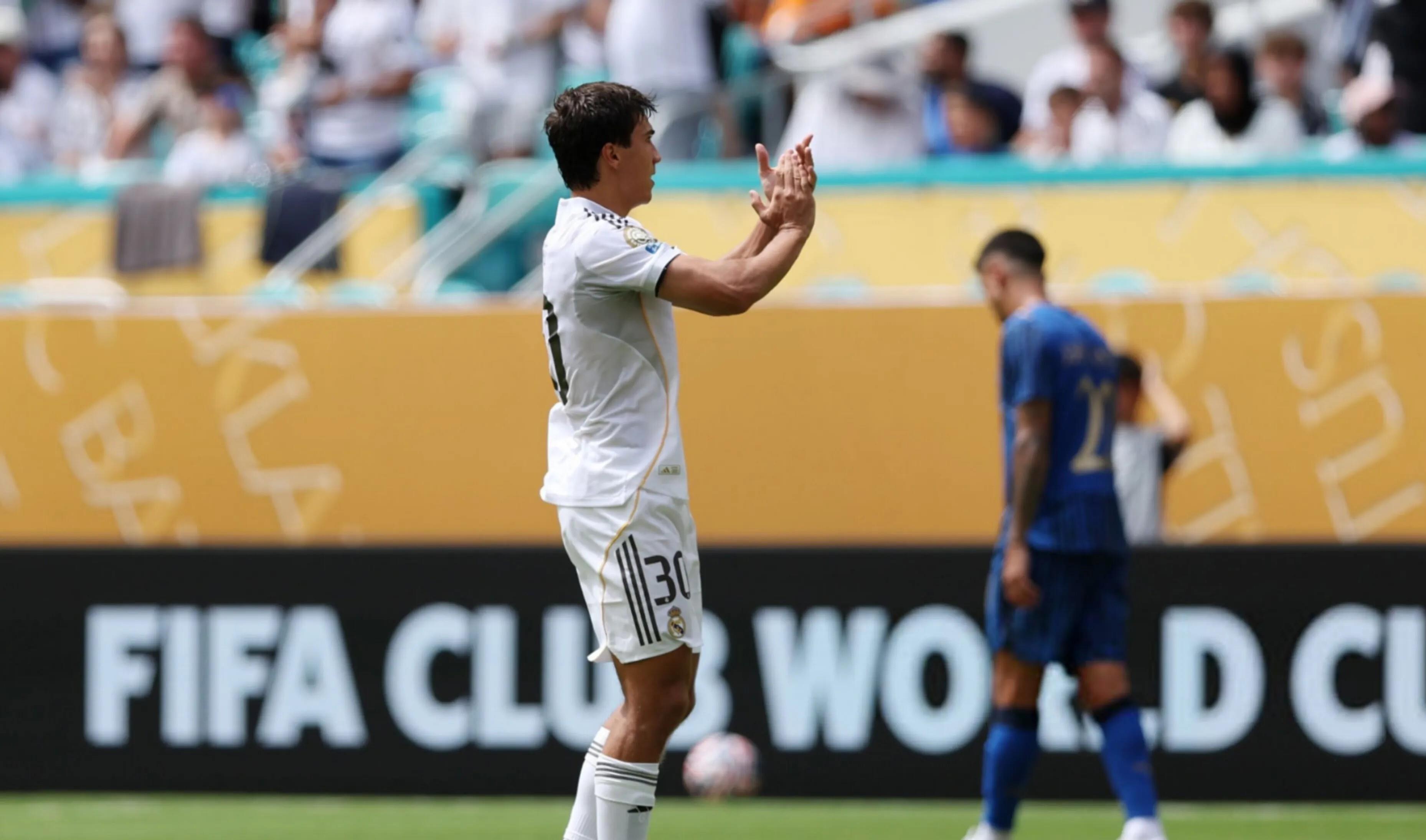 开云体育在线-包含曼城主场告捷，赢得重要三分的词条