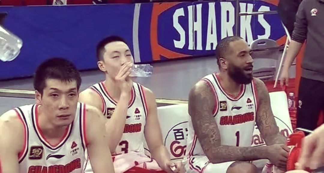 真正大赛三分沸腾,外援大放异彩当之无愧 真正大赛三分沸腾,外援大放异彩当之无愧