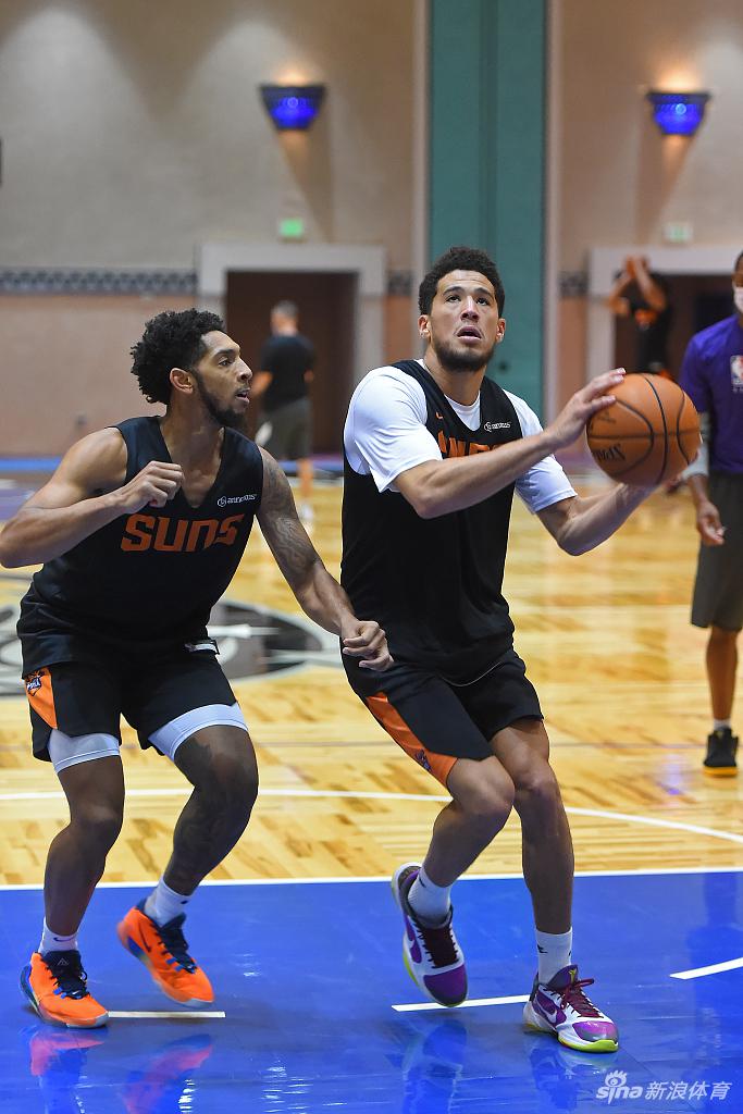 NBA赛季延期,球员集中训练以备复赛 NBA赛季延期,球员集中训练以备复赛