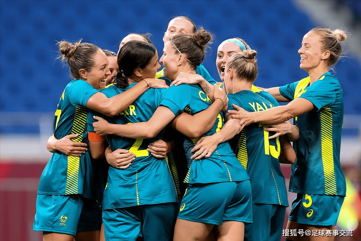 阿根廷女足队伍在比赛中积极拼搏 阿根廷女足队伍在比赛中积极拼搏