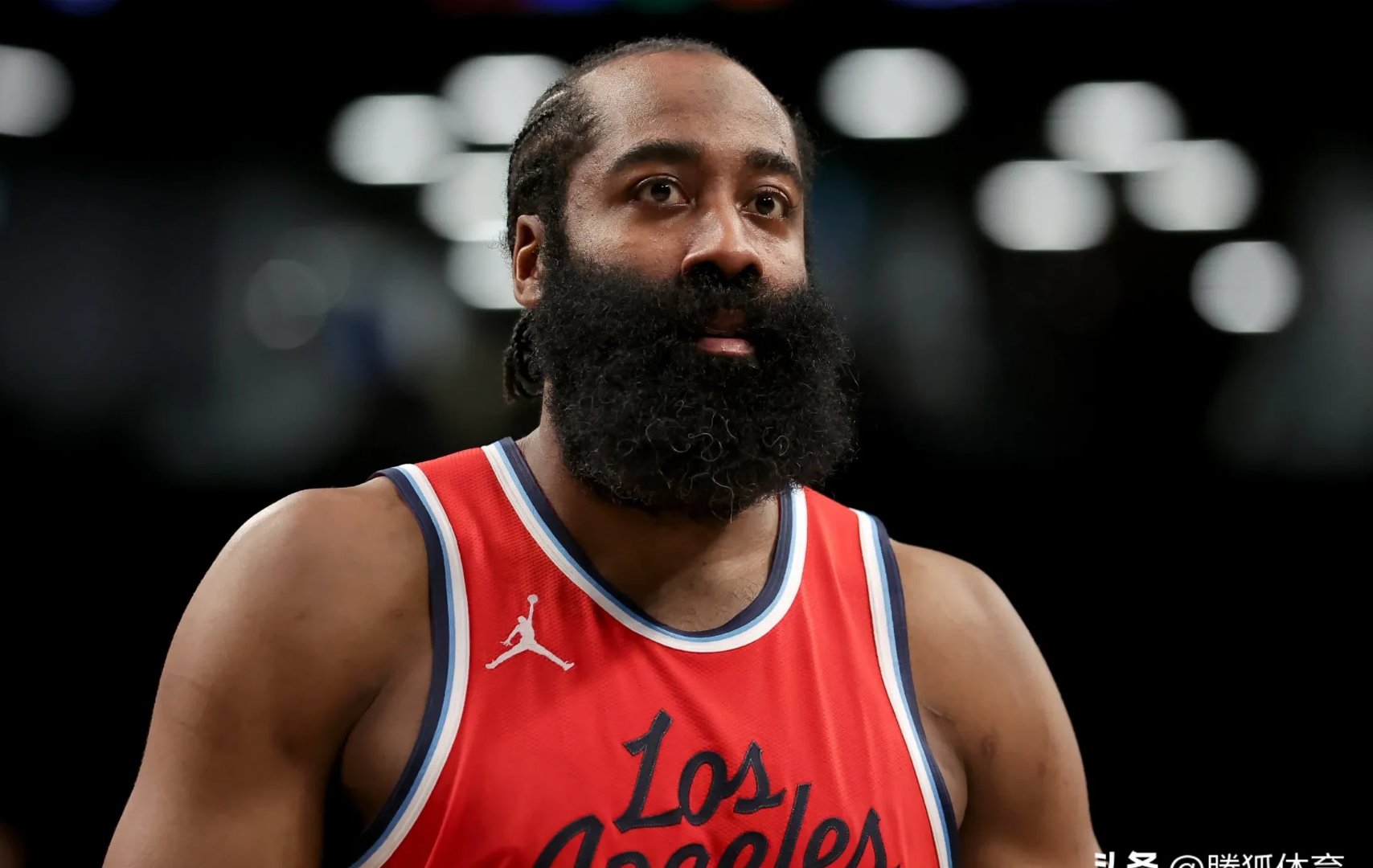 开云体育官方网站-火箭力克雷霆，哈登狂砍三双带队逆转取胜