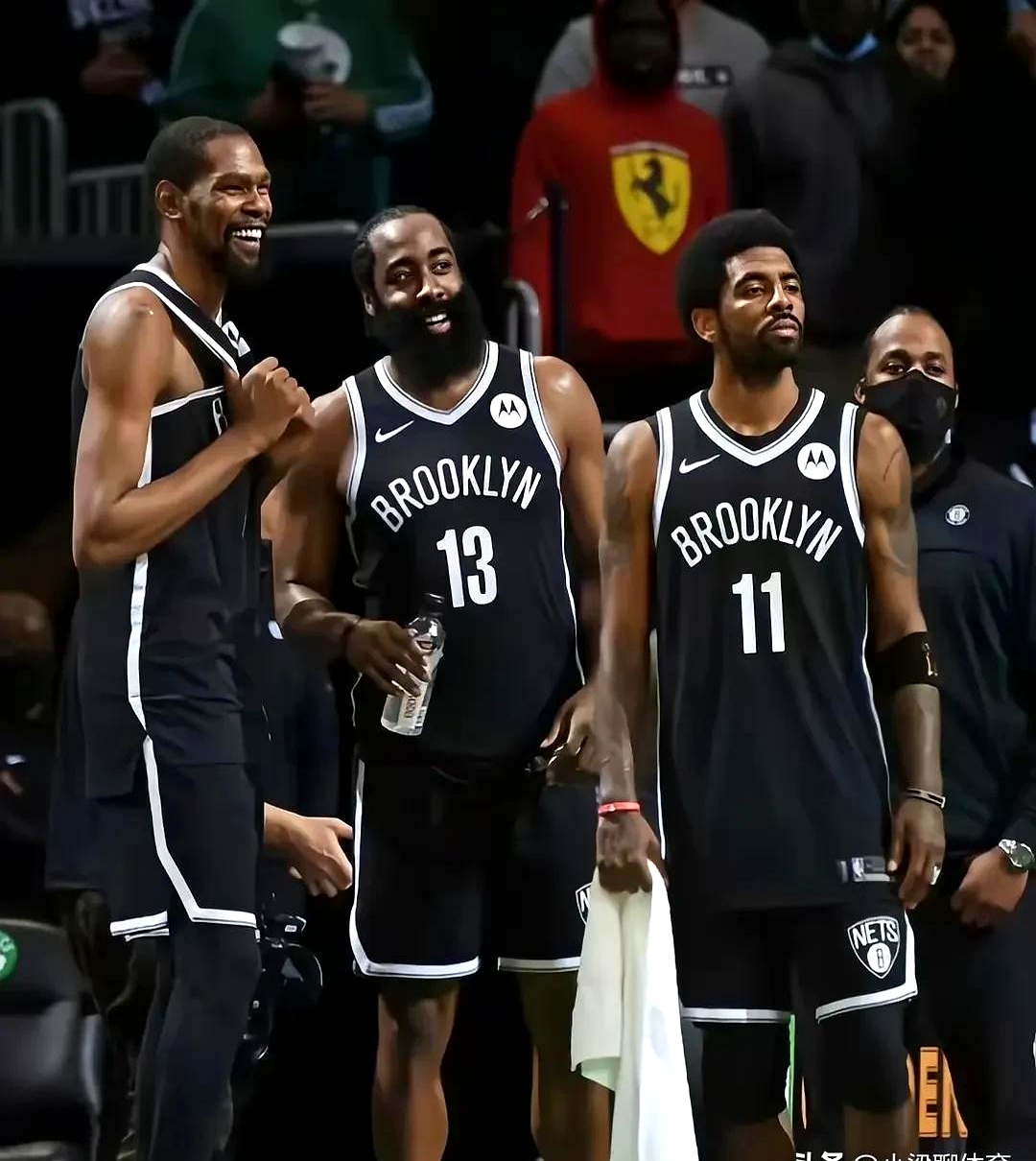 开云体育-篮网主场击败雄狮,哈登31+10