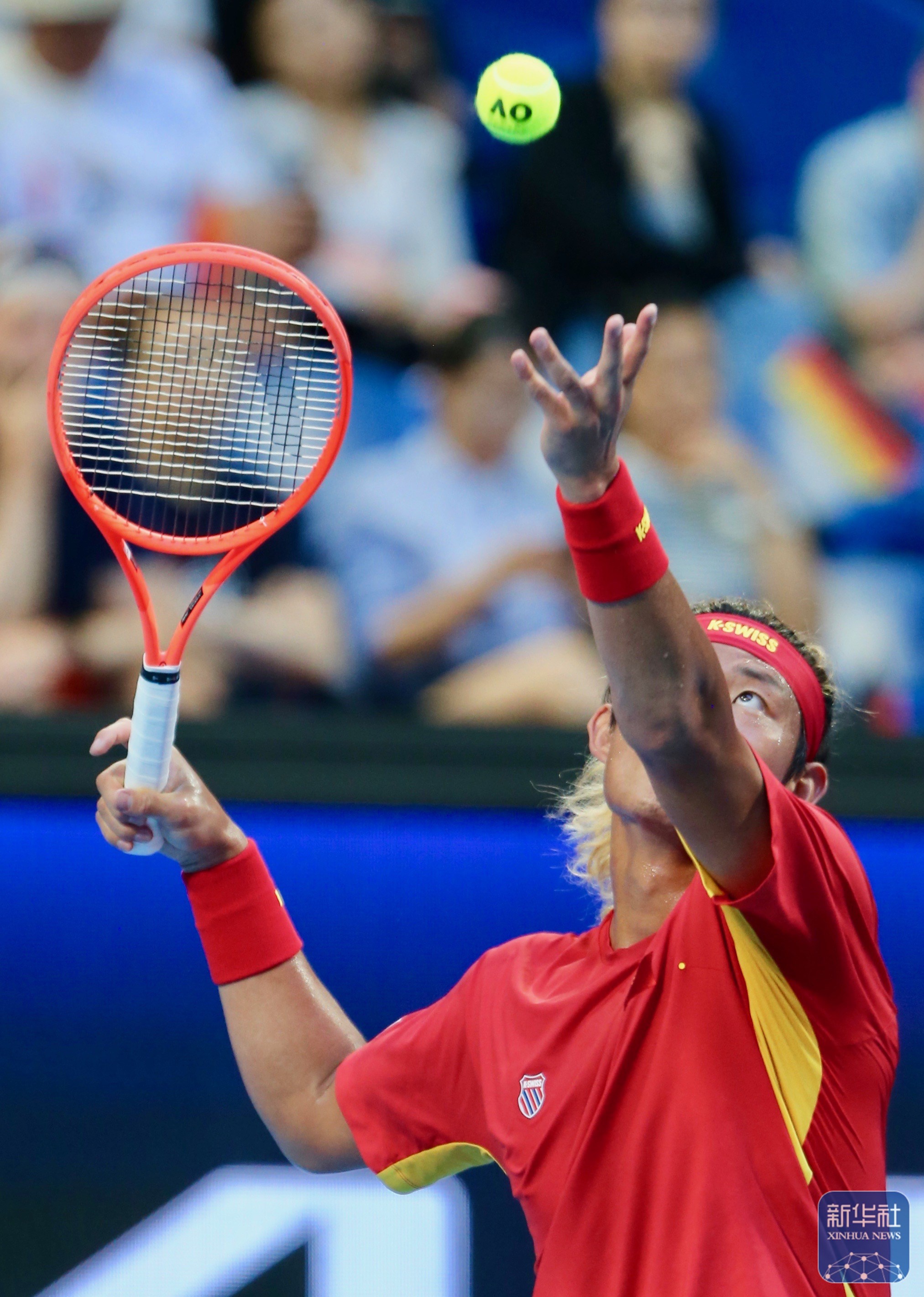 开云体育官方网站-温网完胜美网,兹维列夫带队取胜