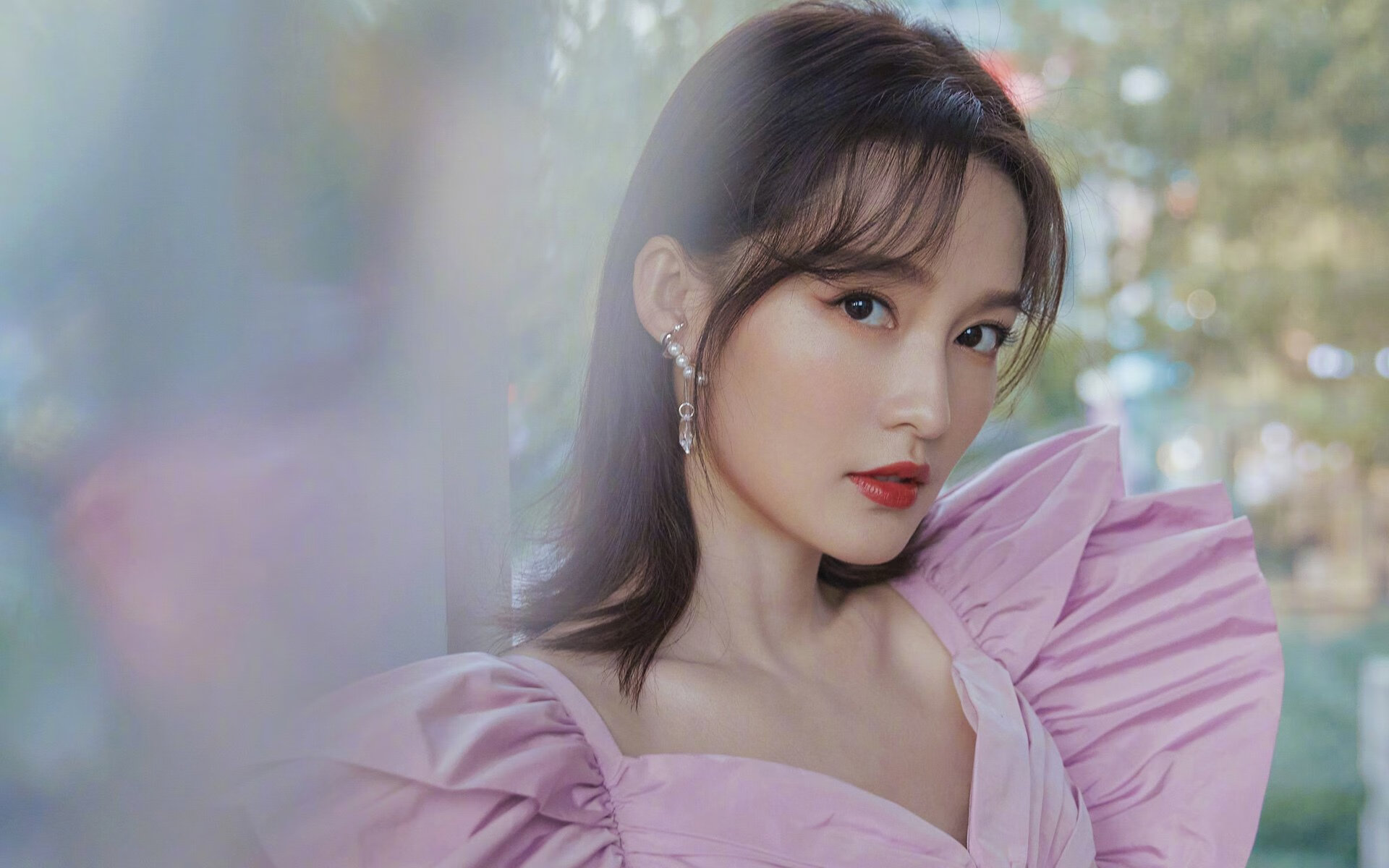 开云体育app-绿茵传奇夜，乌拉圭对阵AC米兰，维尼修斯全程高能输出