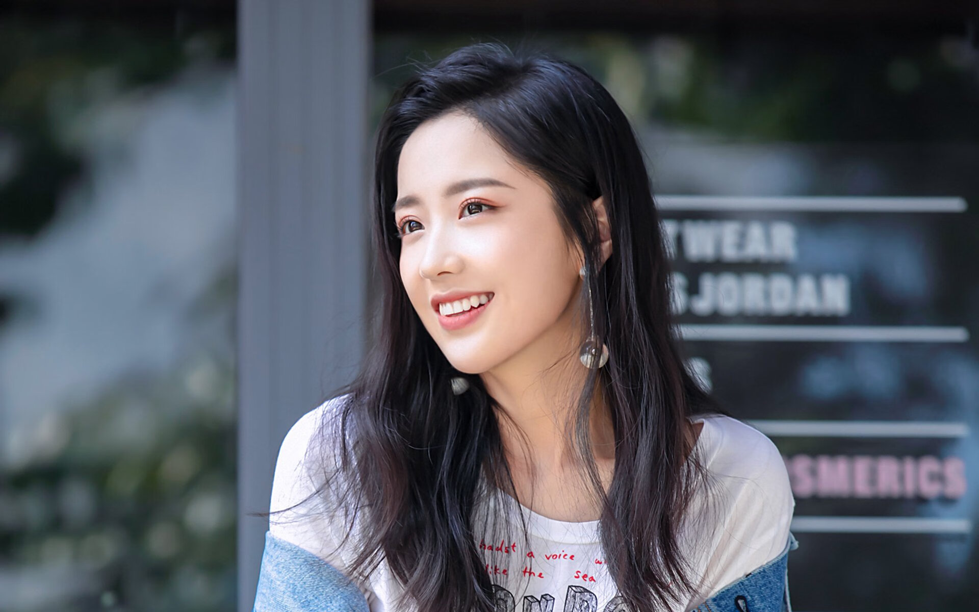 开云体育-胜利的焰火点燃黎明，当辽篮战术绞索与F1弯道风暴共奏凯歌