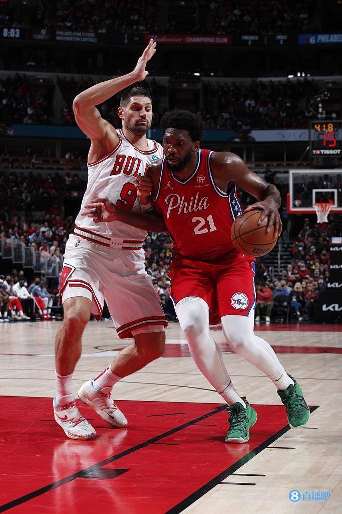 开云下载-武切维奇稳定输出不掉线，上海队巅峰对决胜出76人