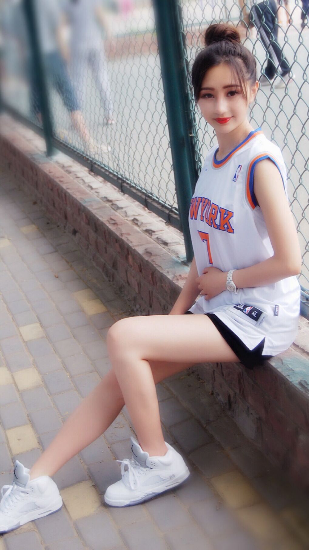 开云体育官网-车轮与草皮，竞技场上的两种生死时速